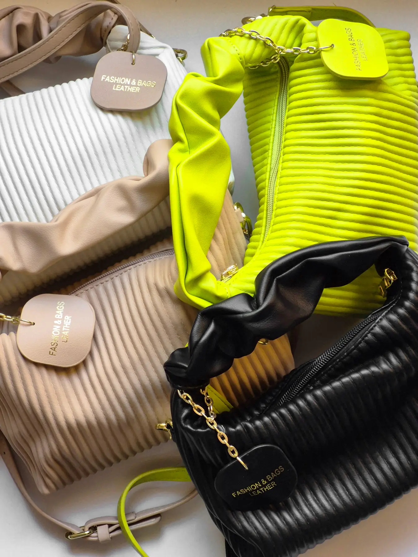 ألوان تعكس إشراقتك